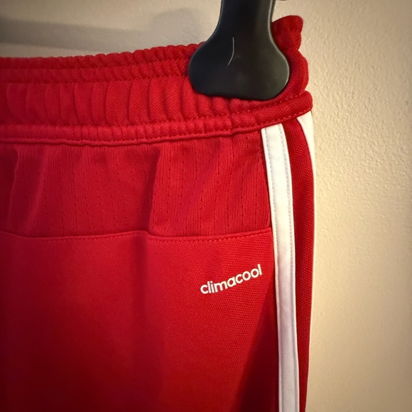 Men’s Medium Red Adidas Joggers - Picture 4 of 4